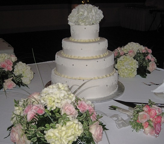 Wedding Cake display table