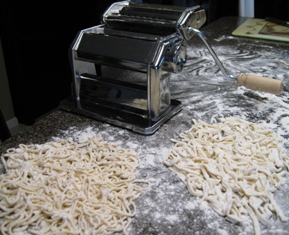 easy-does-it-with-a-pasta-maker1