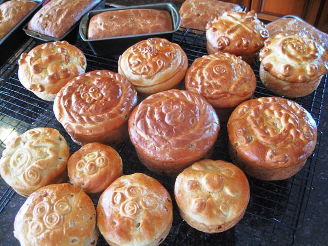 Ukrainian Traditional Paska Wonderful Baking Experience